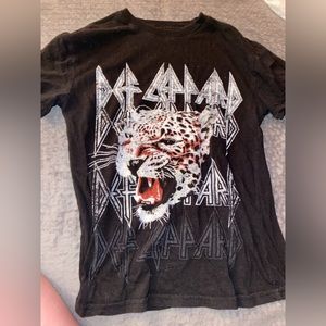 Def Leppard tee